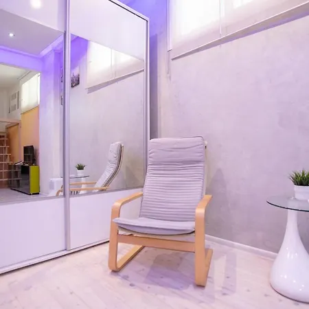 Orange And Blue Studio Downtown 5 Min From White Tower * Thessaloniki