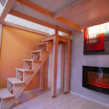 Orange And Blue Studio Downtown 5 Min From White Tower Thessaloniki