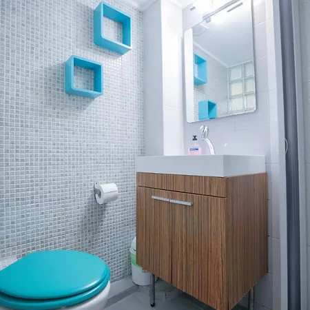 Apartment Orange And Blue Studio Downtown 5 Min From White Tower *